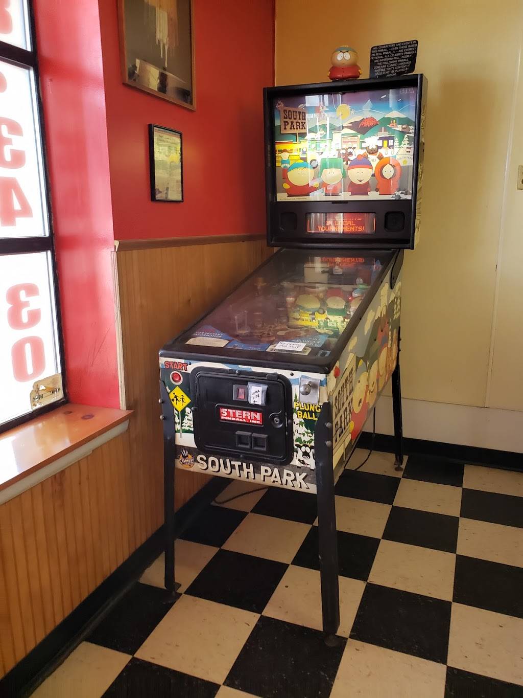 Darios Famous Pizza | restaurant | 1560 NY-332, Farmington, NY 14425, USA | 5853983430 OR +1 585-398-3430