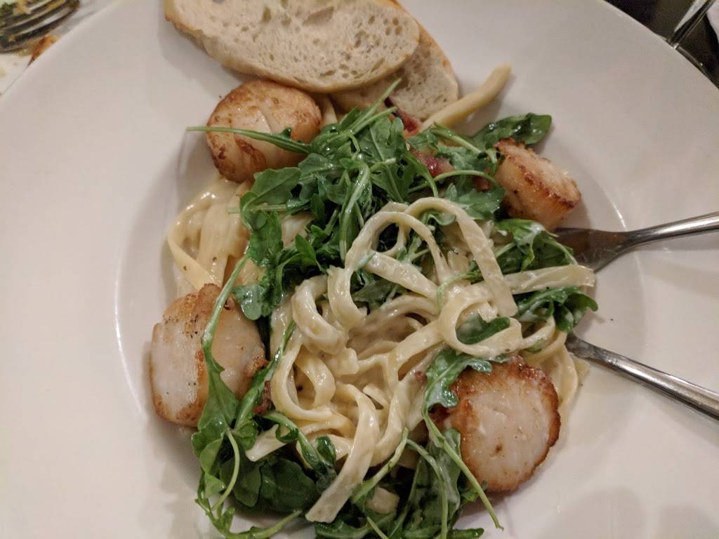 The Vineyard Wine Company | restaurant | 1140 Townpark Ave #1260, Lake Mary, FL 32746, USA | 4078339463 OR +1 407-833-9463