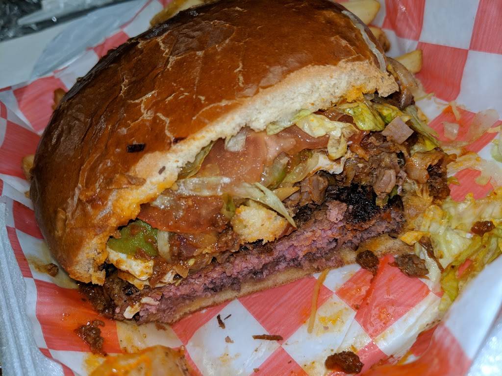 Hawthornes Backyard | restaurant | 1200 W Hawthorne Ln, West Chicago, IL 60185, USA | 6302936700 OR +1 630-293-6700