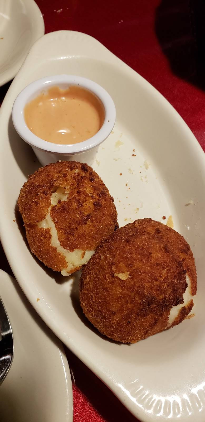 Cafe Caobana | restaurant | 73 S Semoran Blvd, Orlando, FL 32807, USA | 4072439140 OR +1 407-243-9140