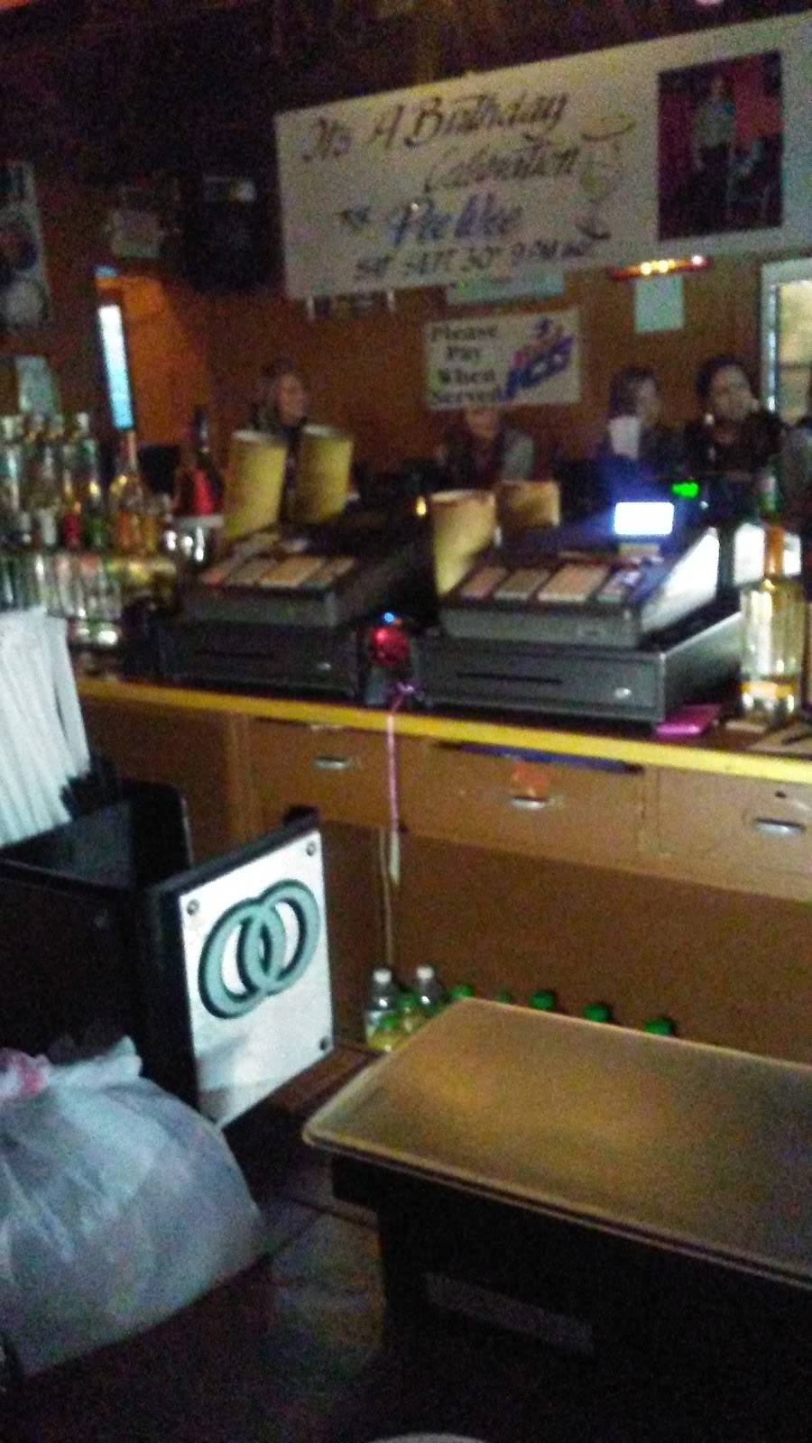 The Winston Lounge | restaurant | 2343 E Monument St, Baltimore, MD 21205, USA | 4107321008 OR +1 410-732-1008