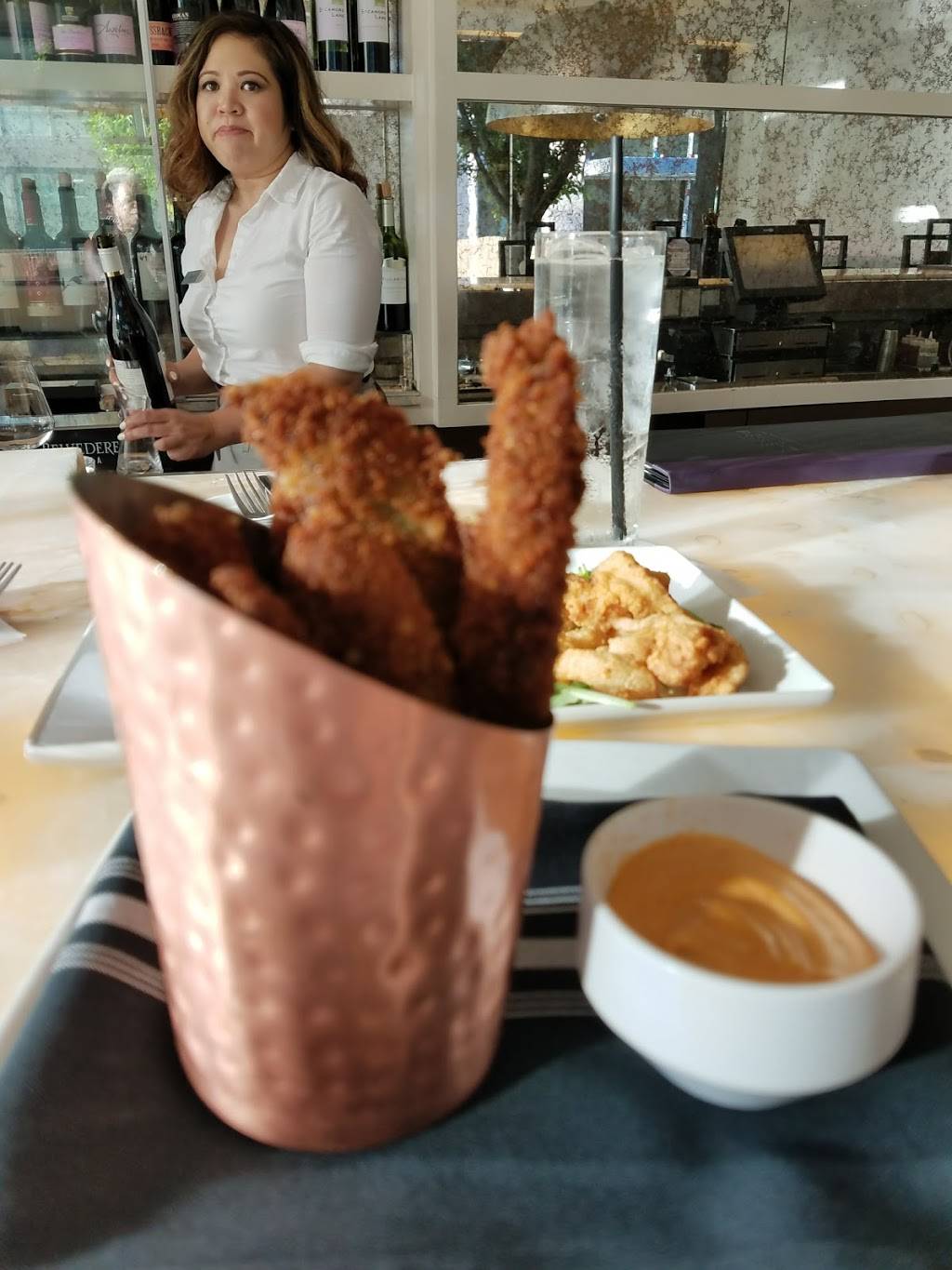 Silver Trumpet Restaurant and Bar | restaurant | 3350 Avenue of the Arts, Costa Mesa, CA 92626, USA | 7144428593 OR +1 714-442-8593