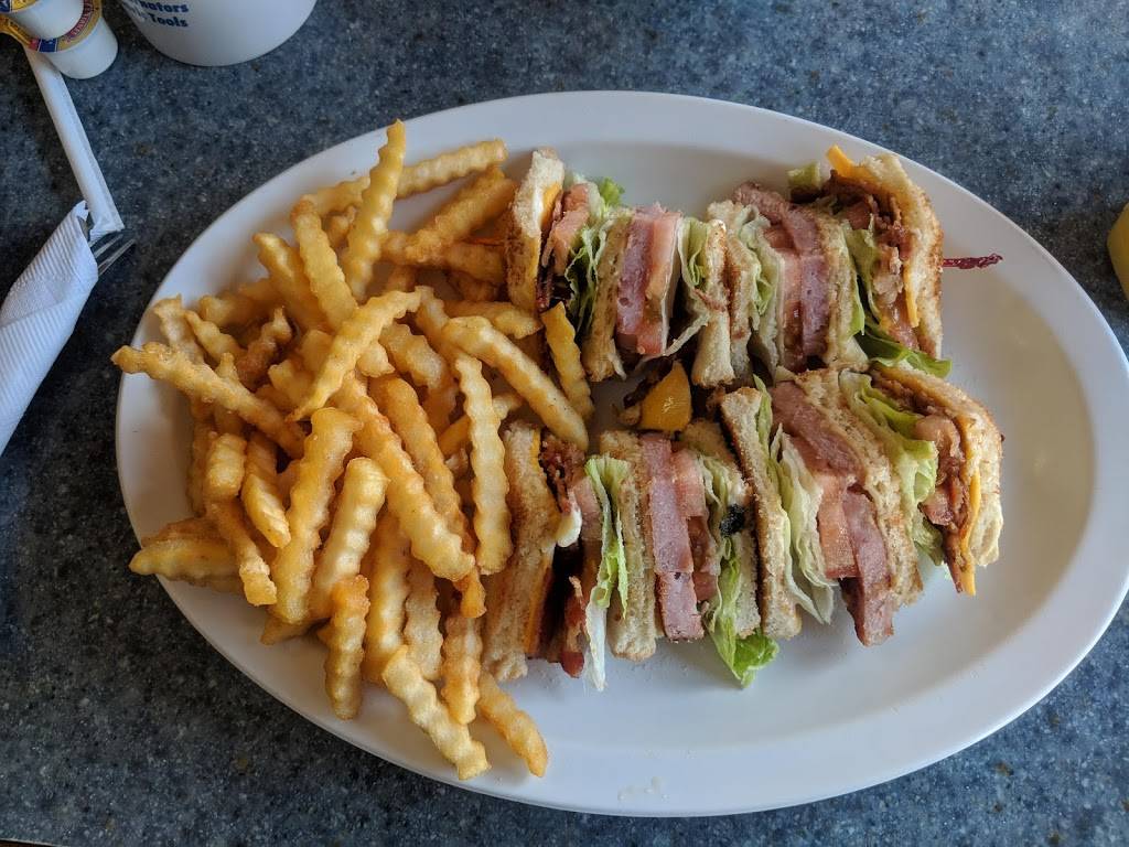 Mandys Family Restaurant | restaurant | 117 N Main St, Grayville, IL 62844, USA | 6183752021 OR +1 618-375-2021