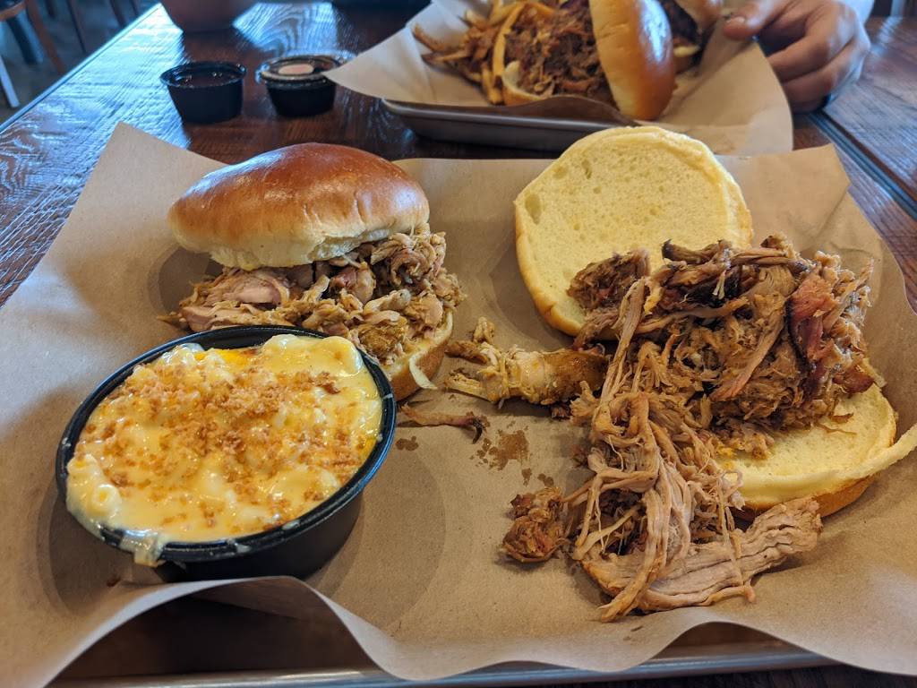MISSION BBQ | restaurant | 4702 E Towne Blvd, Madison, WI 53704, USA | 6084058084 OR +1 608-405-8084