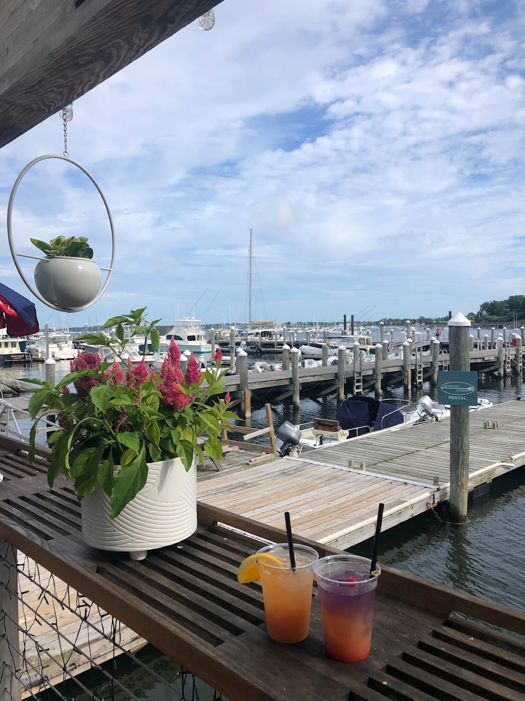 Jamestown Marina Cafe and Bar | restaurant | 3 E Ferry Wharf, Jamestown, RI 02835, USA | 4015604146 OR +1 401-560-4146