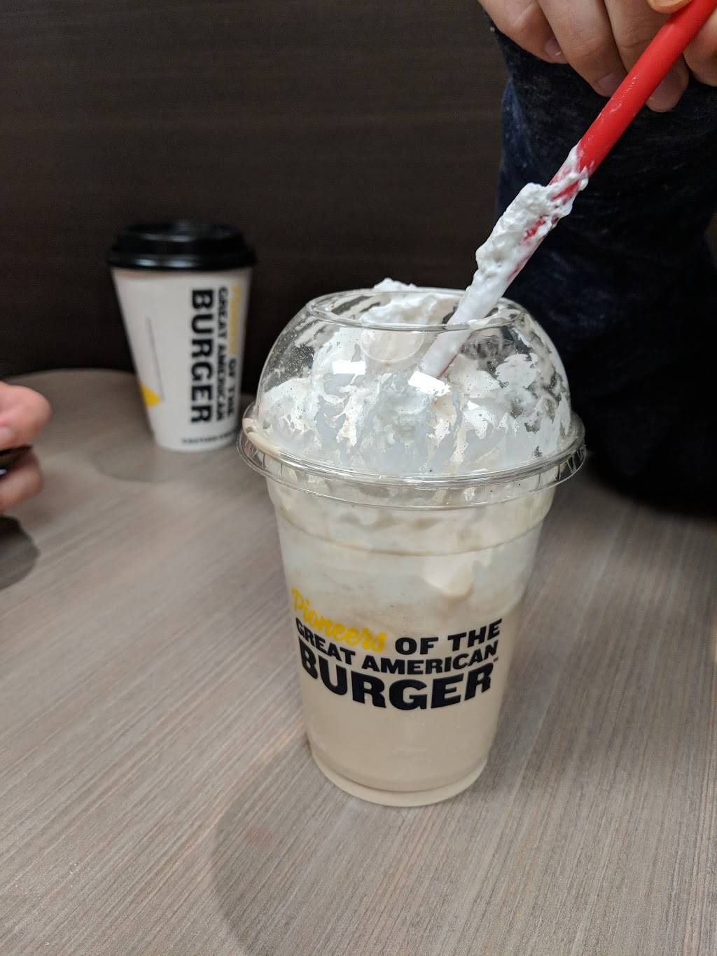 Carls Jr. | restaurant | 4424 University Pkwy, San Bernardino, CA 92407, USA | 9094731066 OR +1 909-473-1066