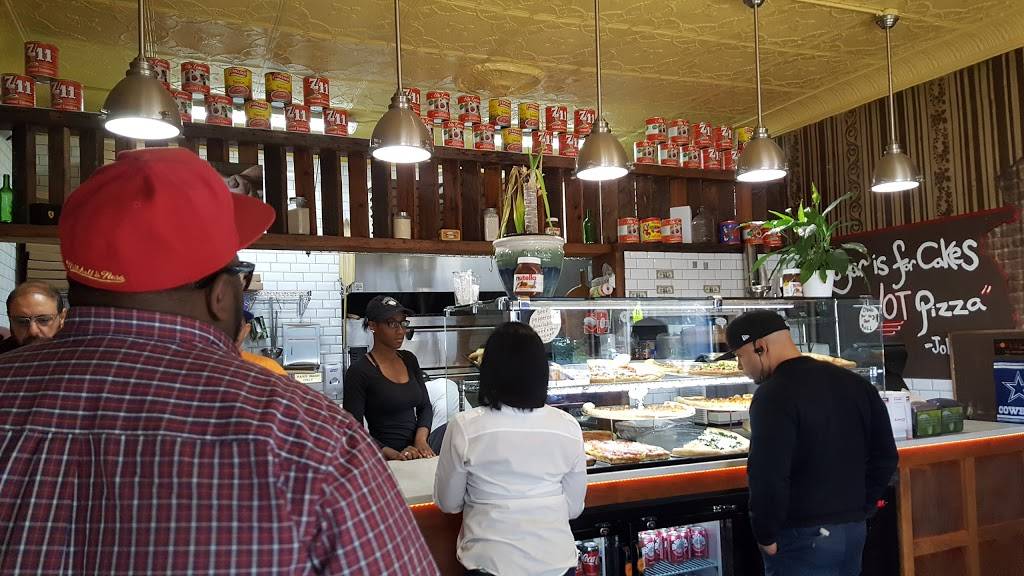 Brooklyns Homeslice Pizza | restaurant | 3016, 567 Vanderbilt Ave, Brooklyn, NY 11238, USA | 7188663147 OR +1 718-866-3147