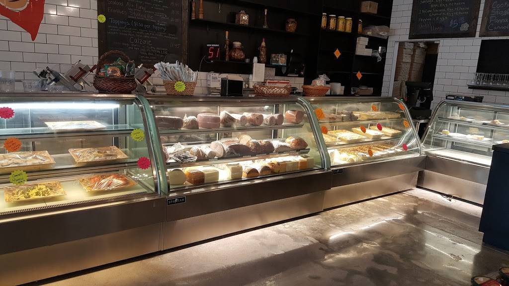 Frankies Authentic Italian Deli | restaurant | 6654 Collier Blvd Suite 106, Naples, FL 34114, USA | 2393049033 OR +1 239-304-9033