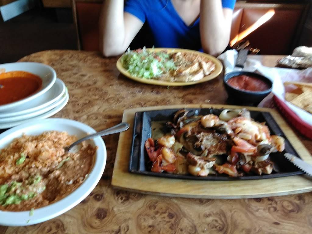 El Rodeo 5 | restaurant | 2606 N High School Rd, Indianapolis, IN 46224, USA | 3173287953 OR +1 317-328-7953