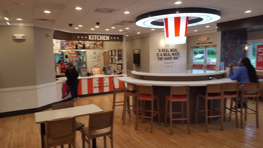KFC | restaurant | 9910 Key W Ave, Rockville, MD 20850, USA | 3017626547 OR +1 301-762-6547