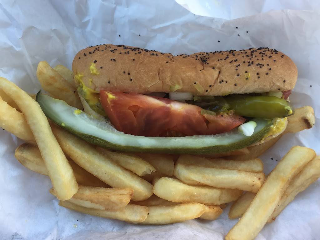 Petes Red Hots | restaurant | 6346 Roosevelt Rd, Oak Park, IL 60304, USA | 7083836122 OR +1 708-383-6122