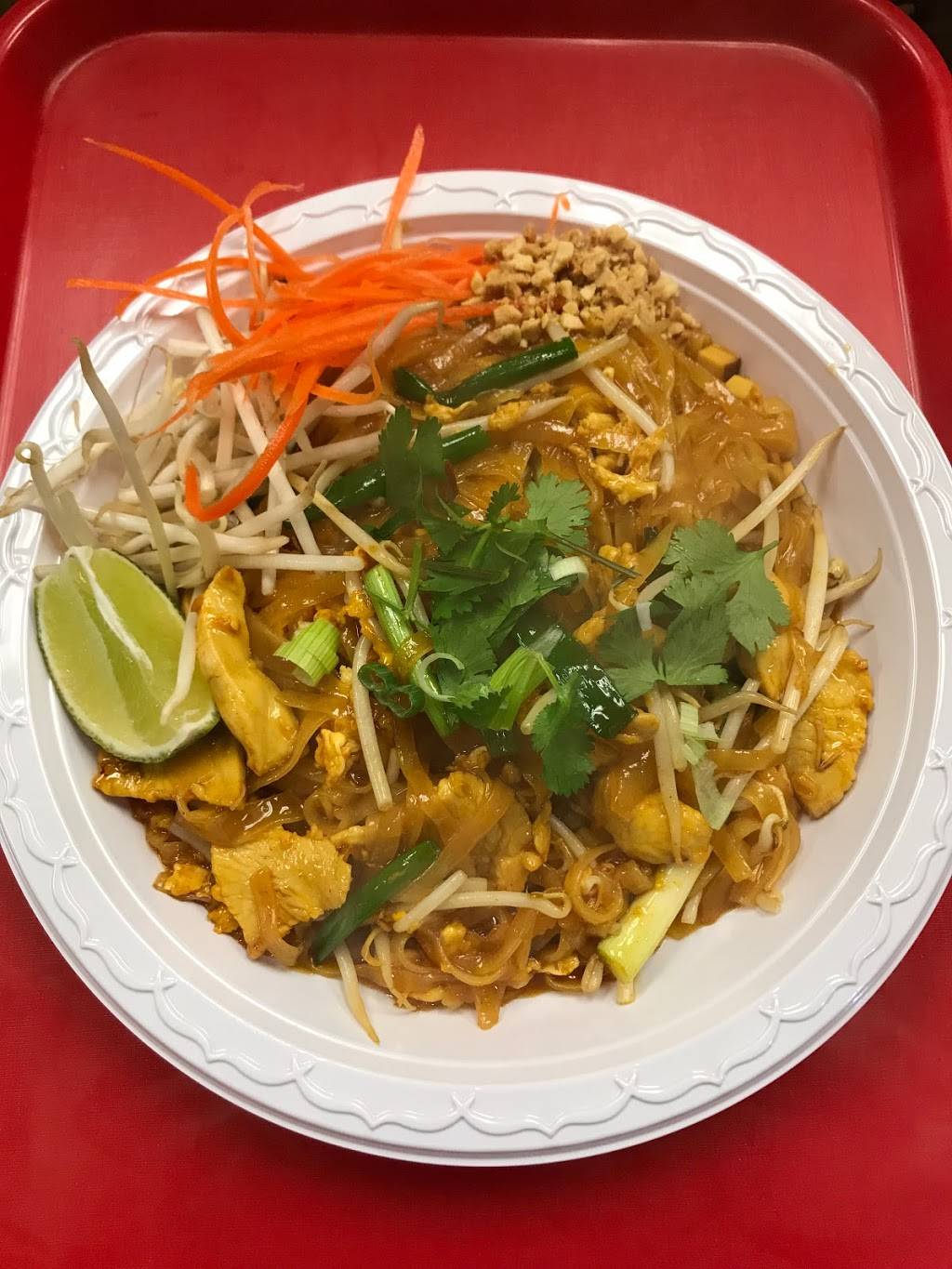 Box Thai Street Food | restaurant | 16851 Victory Blvd, Lake Balboa, CA 91406, USA | 8183876134 OR +1 818-387-6134