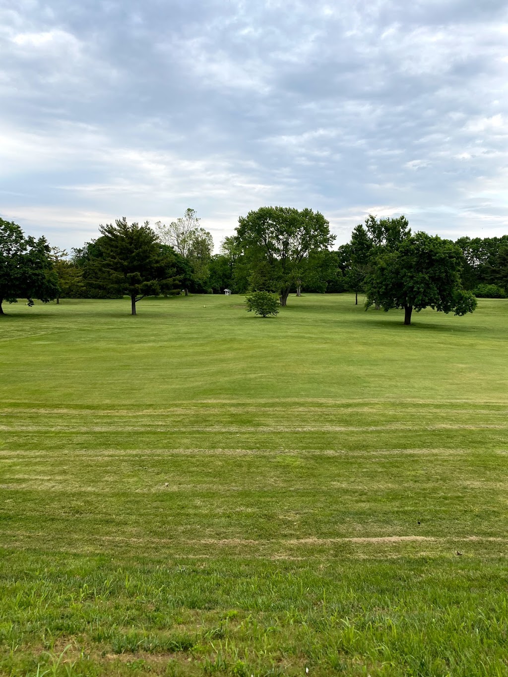 Forest Hills Country Club Vue 791 | restaurant | 791 4th Ave, Middletown, OH 45044, USA | 5134234797 OR +1 513-423-4797