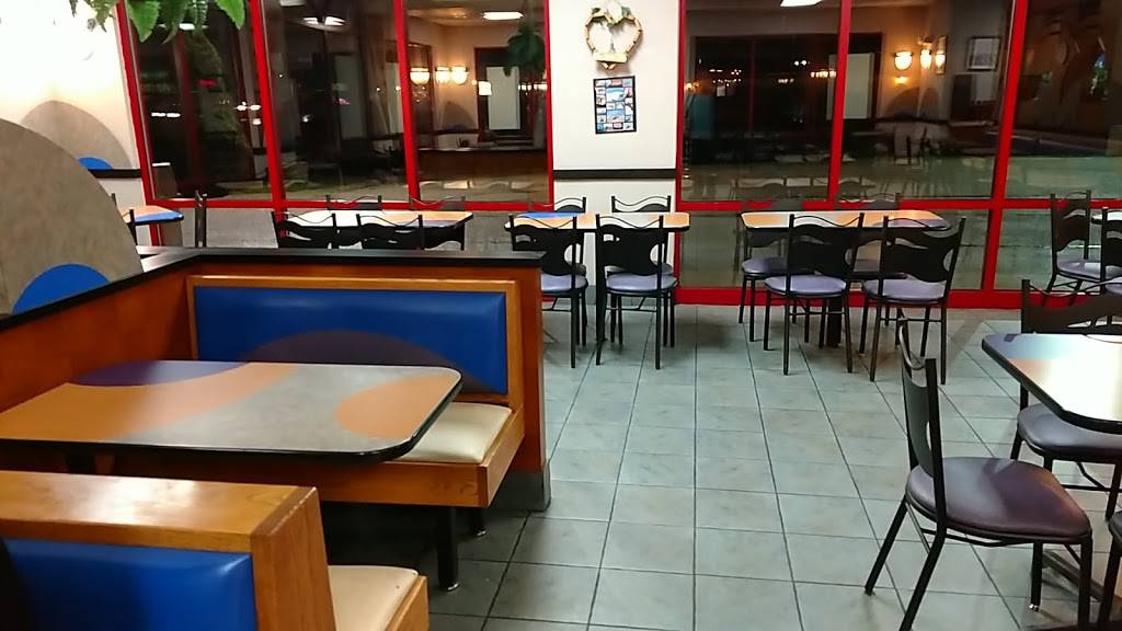 Arbys | restaurant | 4615 W US-10, Ludington, MI 49431, USA | 2318436560 OR +1 231-843-6560