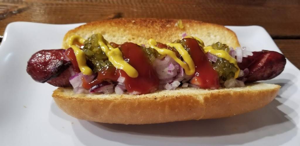 Annys Fine Burgers | restaurant | 9862 Mission Gorge Rd #D, Santee, CA 92071, USA | 6192588288 OR +1 619-258-8288