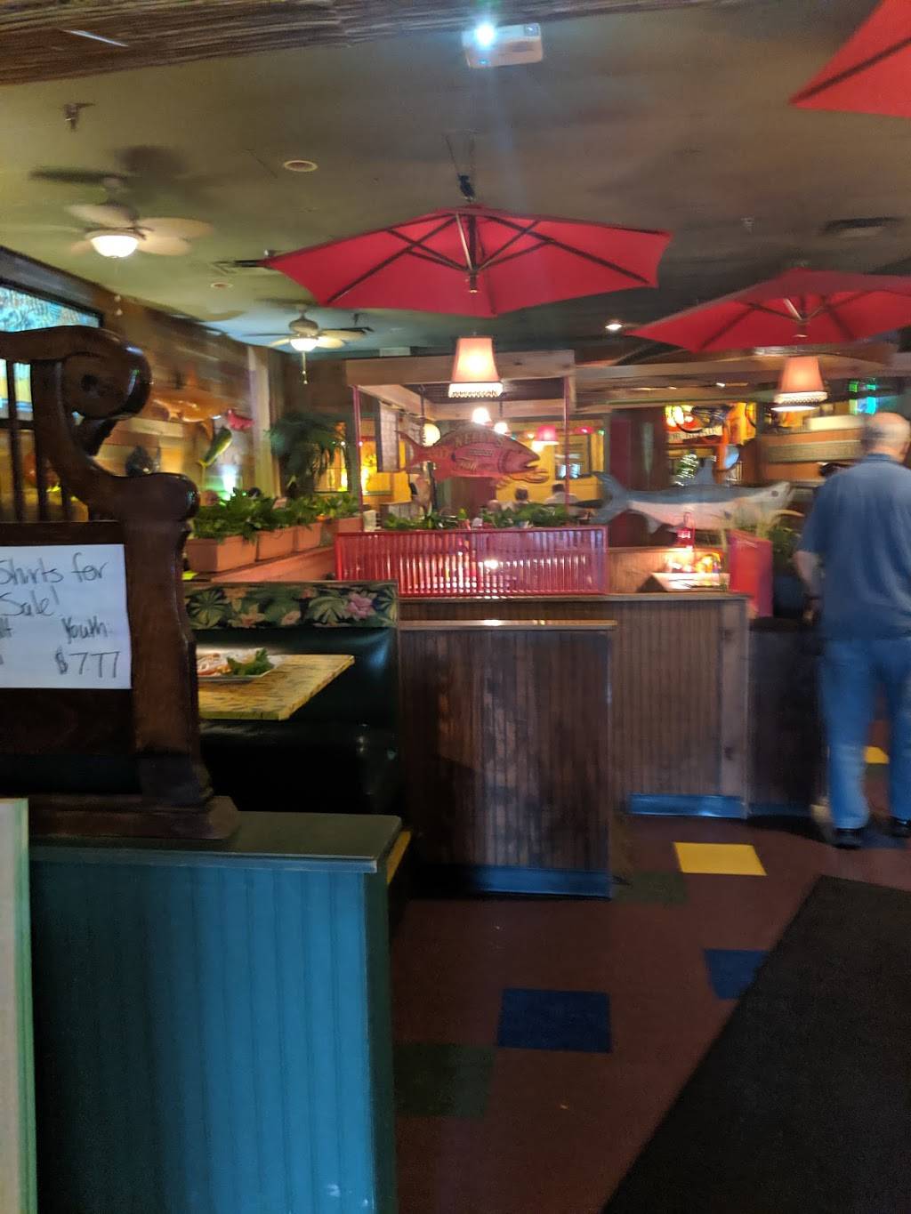 The Lucky Moose Lounge | restaurant | 622 E Dupont Rd, Fort Wayne, IN 46825, USA | 2604905765 OR +1 260-490-5765