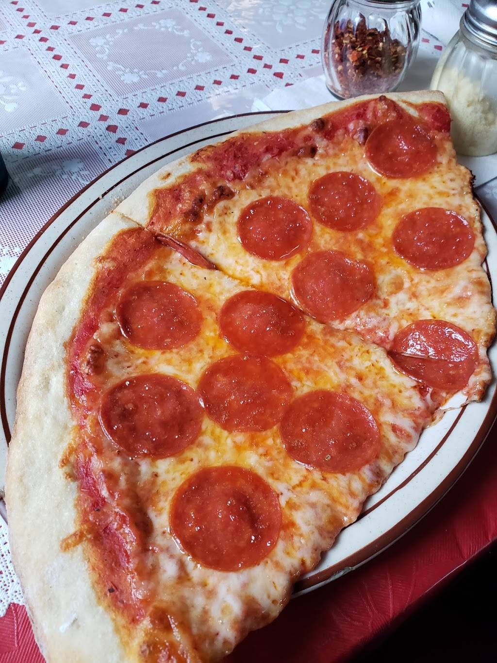 Roma Pizzeria & Italian Restaurant | restaurant | 3805 Brentwood Rd, Raleigh, NC 27604, USA | 9198762818 OR +1 919-876-2818