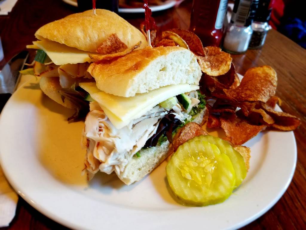 Madison Brewing Company Pub & Restaurant | restaurant | 428 Main St, Bennington, VT 05201, USA | 8024427397 OR +1 802-442-7397