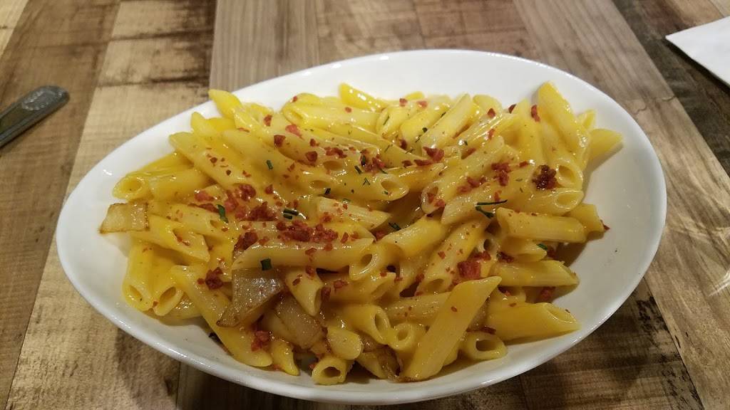 Crave | restaurant | 73 Main St, Toms River, NJ 08753, USA | 7326676900 OR +1 732-667-6900