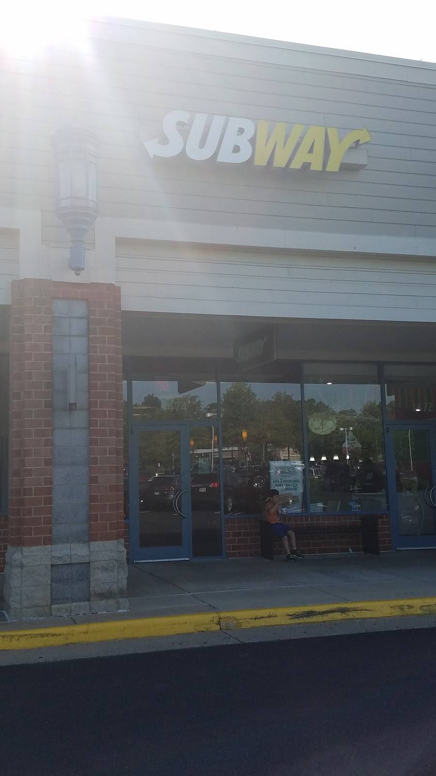 Subway Restaurants | restaurant | 1474 North Point Dr, Reston, VA 20194, USA | 5713131732 OR +1 571-313-1732