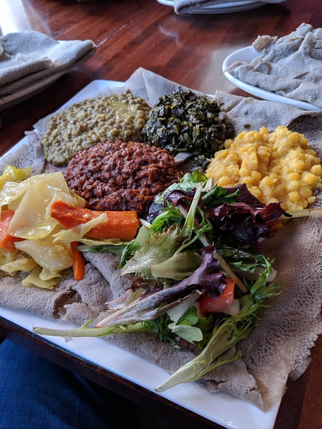 Chercher Ethiopian Restaurant & Mart | restaurant | 1334 9th St NW, Washington, DC 20001, USA | 2022999703 OR +1 202-299-9703