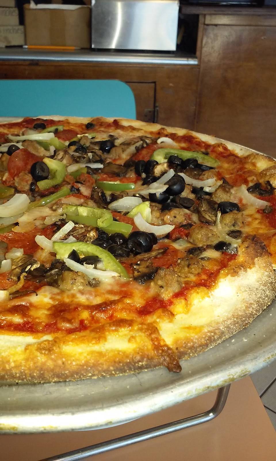 Burritos El Chavo | restaurant | 12449 Riverside Dr, North Hollywood, CA 91607, USA | 8185091071 OR +1 818-509-1071