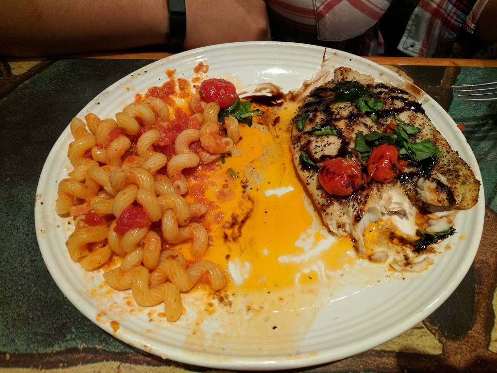 Carrabbas Italian Grill | restaurant | 2668 N Hwy 17, Mt Pleasant, SC 29466, USA | 8438499126 OR +1 843-849-9126