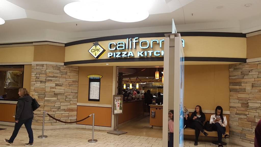 California Pizza Kitchen at Short Hills Mall | restaurant | 1200 Morris Turnpike #8270, Short Hills, NJ 07078, USA | 9733793700 OR +1 973-379-3700