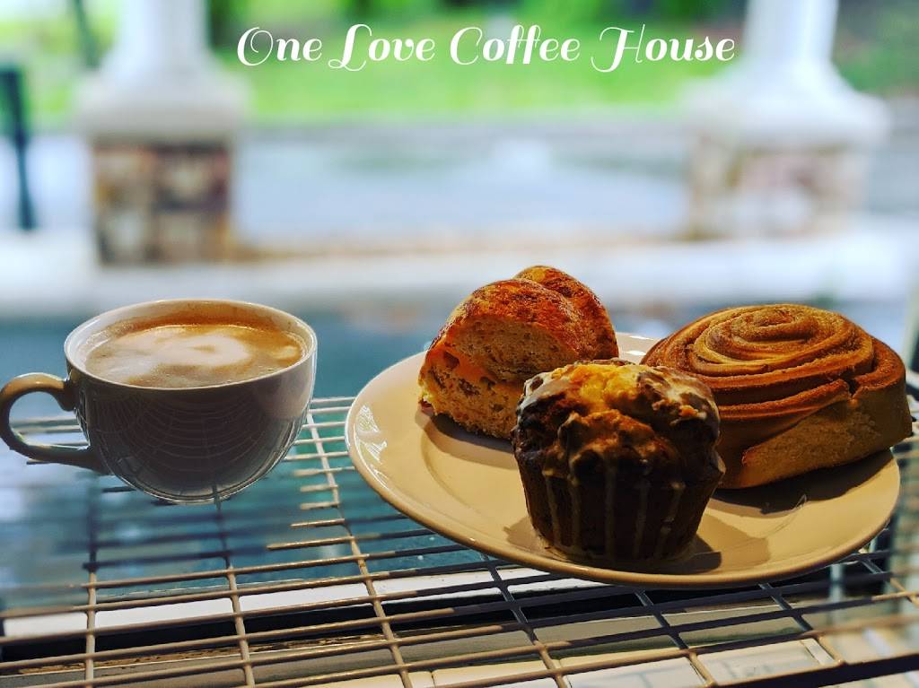 One Love Coffee House | restaurant | 40 Summers Way #102, Roanoke, VA 24019, USA | 5405917843 OR +1 540-591-7843