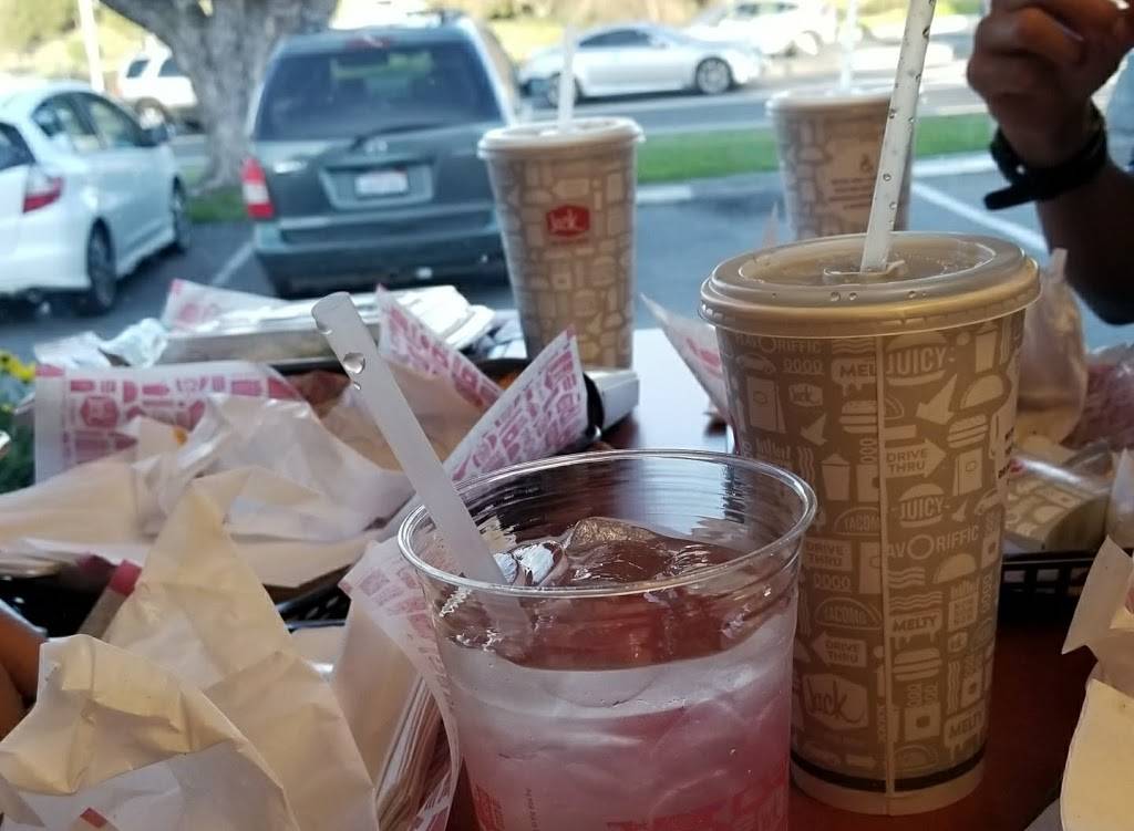 Jack in the Box | restaurant | 301 Enfrente Rd, Novato, CA 94949, USA | 4158838196 OR +1 415-883-8196