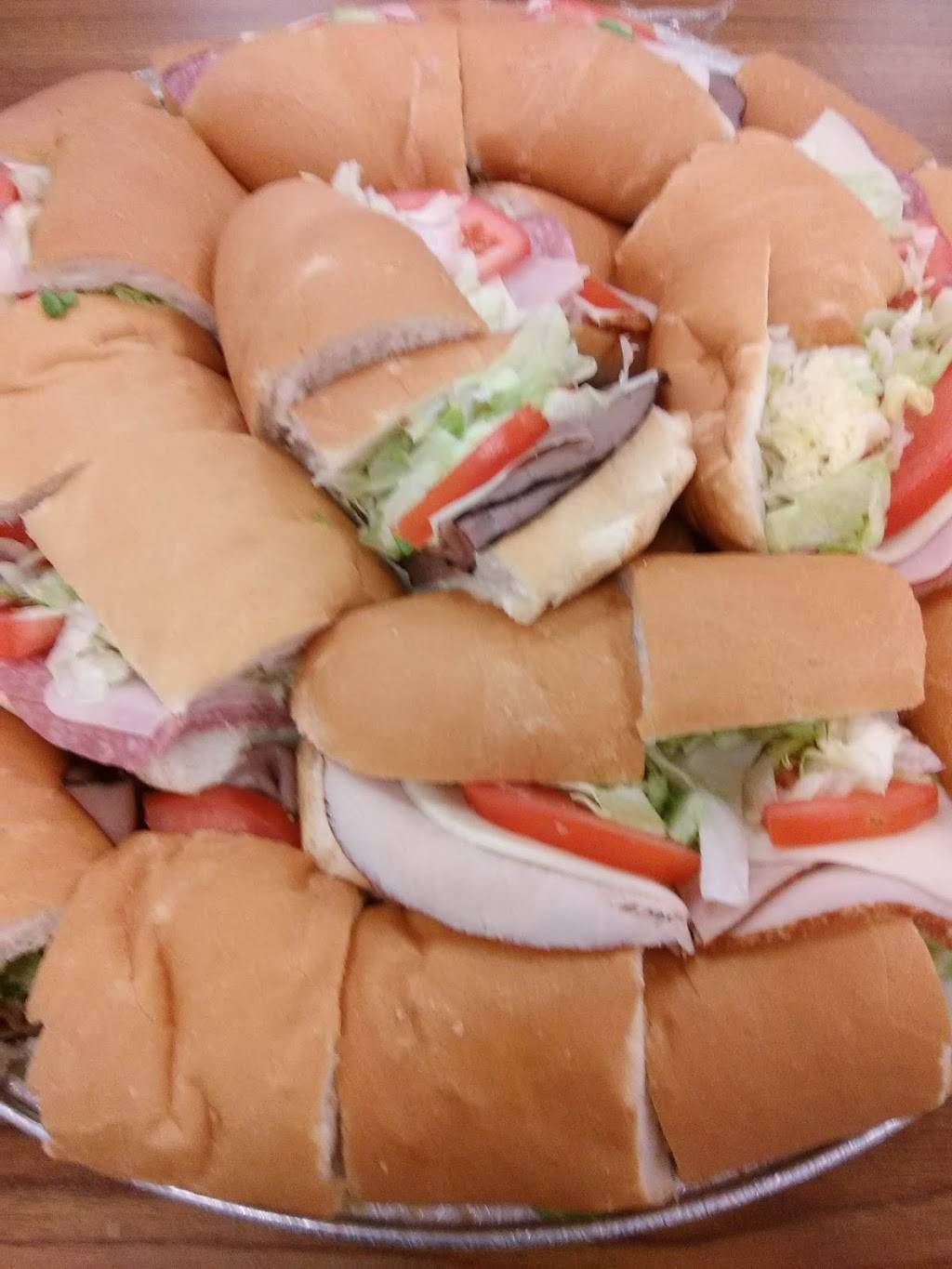 Yogis Hoagies & Dairy Bar | restaurant | 1274 Morse Rd, Columbus, OH 43229, USA | 6148461010 OR +1 614-846-1010