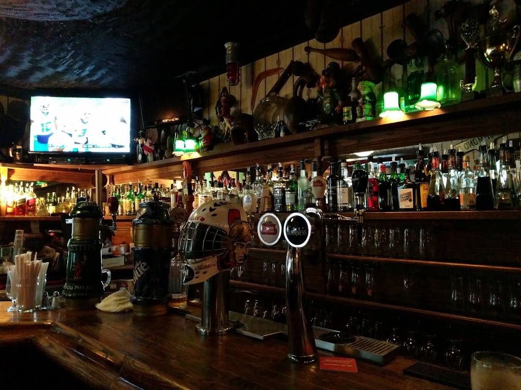 Whispers Pub & Eatery | restaurant | 249 Richmond Rd, Ottawa, ON K1Z 6X1, Canada | 6137229603 OR +1 613-722-9603