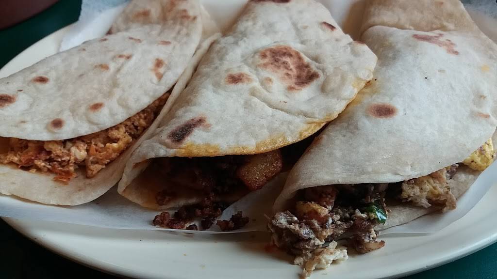 Taqueria Lago De Chapala Jalisco | restaurant | 12048 OConnor Rd, San Antonio, TX 78233, USA | 2106460439 OR +1 210-646-0439