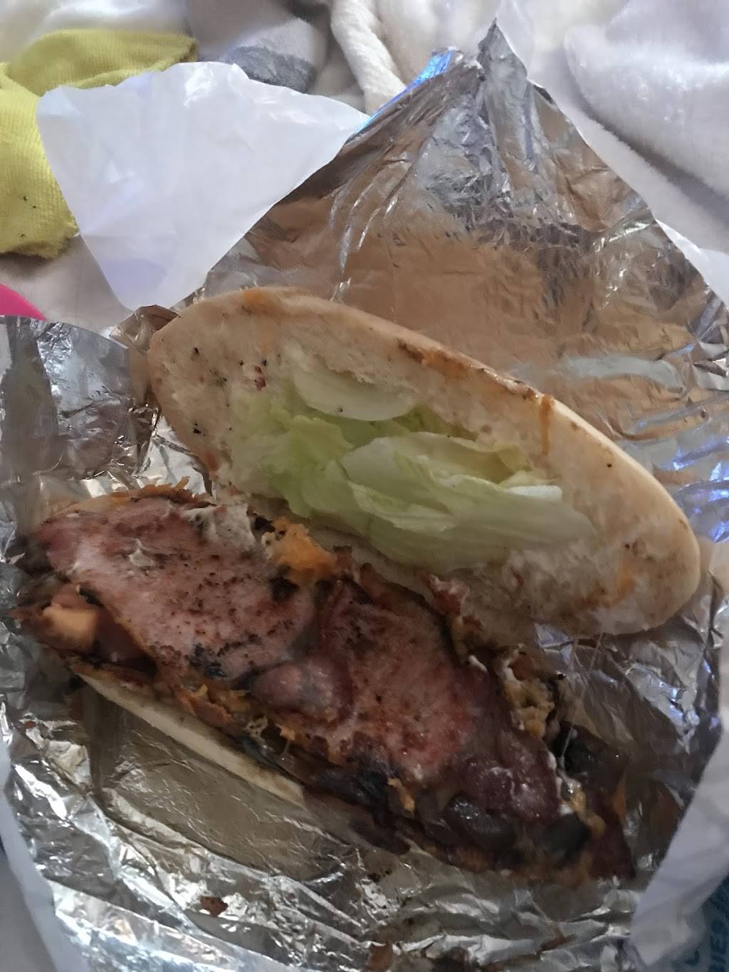 Lets Eat | restaurant | 140 Hadati Rd, Guelph, ON N1E 6N3, Canada | 5197634449 OR +1 519-763-4449