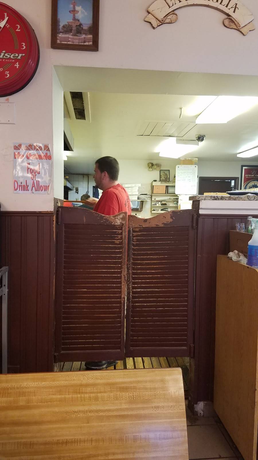 Domenicos Pizzeria | restaurant | 26 Huckleberry Turnpike, Plattekill, NY 12568, USA | 8455660011 OR +1 845-566-0011