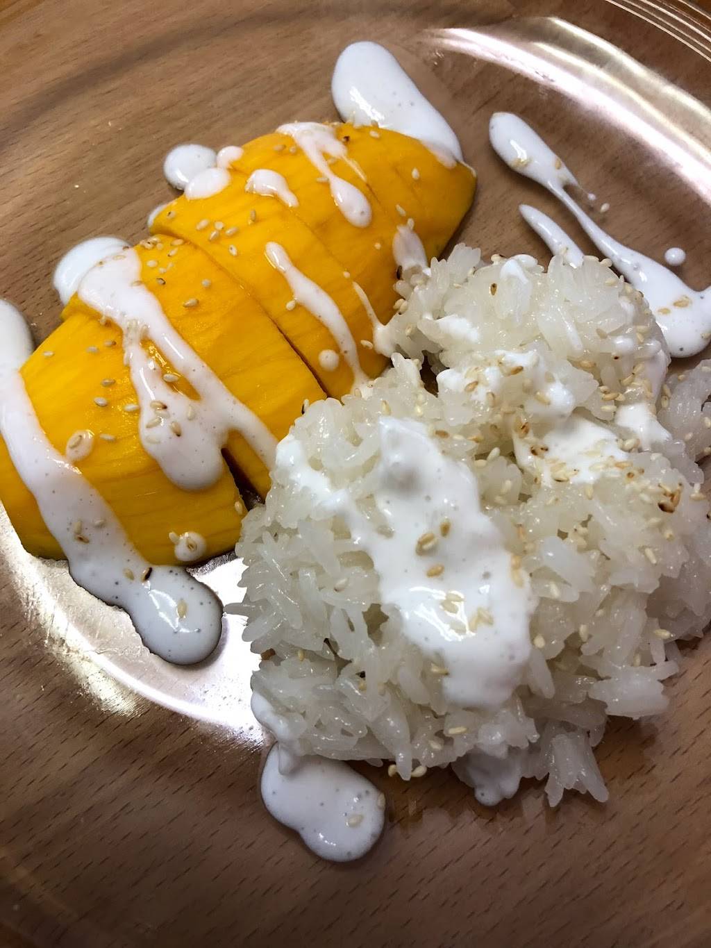 Jasmine Thai Cuisine | restaurant | 145 W Benson St, Cincinnati, OH 45215, USA | 5139481626 OR +1 513-948-1626