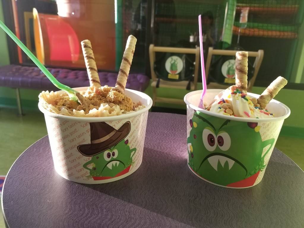 Monster Yogurt | restaurant | 9540 Garland Rd, Dallas, TX 75218, USA | 2143216363 OR +1 214-321-6363