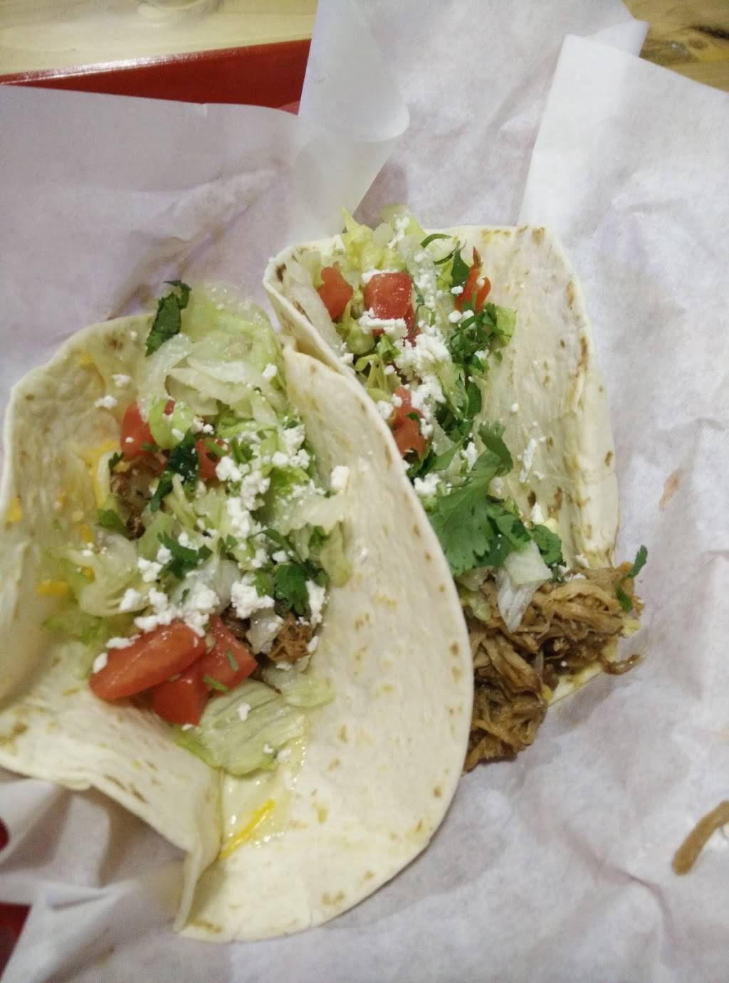 Fuzzys Taco Shop | restaurant | 7592 S University Blvd, Centennial, CO 80122, USA | 3037708226 OR +1 303-770-8226