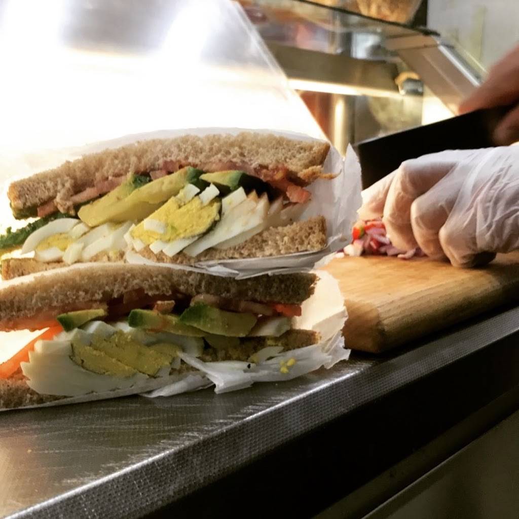 Roksana Gourmet Deli | restaurant | 6678 Fresh Pond Rd, Ridgewood, NY 11385, USA | 3472940077 OR +1 347-294-0077