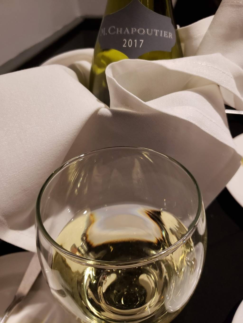 Olives Casual Cuisine | restaurant | 1591 London Line, Sarnia, ON N7T 7H2, Canada | 5195411333 OR +1 519-541-1333