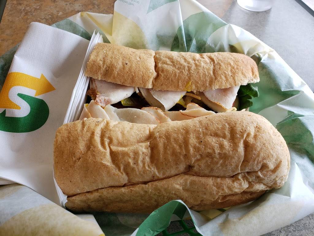 Subway | meal takeaway | 570 E Hwy 105, Monument, CO 80132, USA | 7194813774 OR +1 719-481-3774