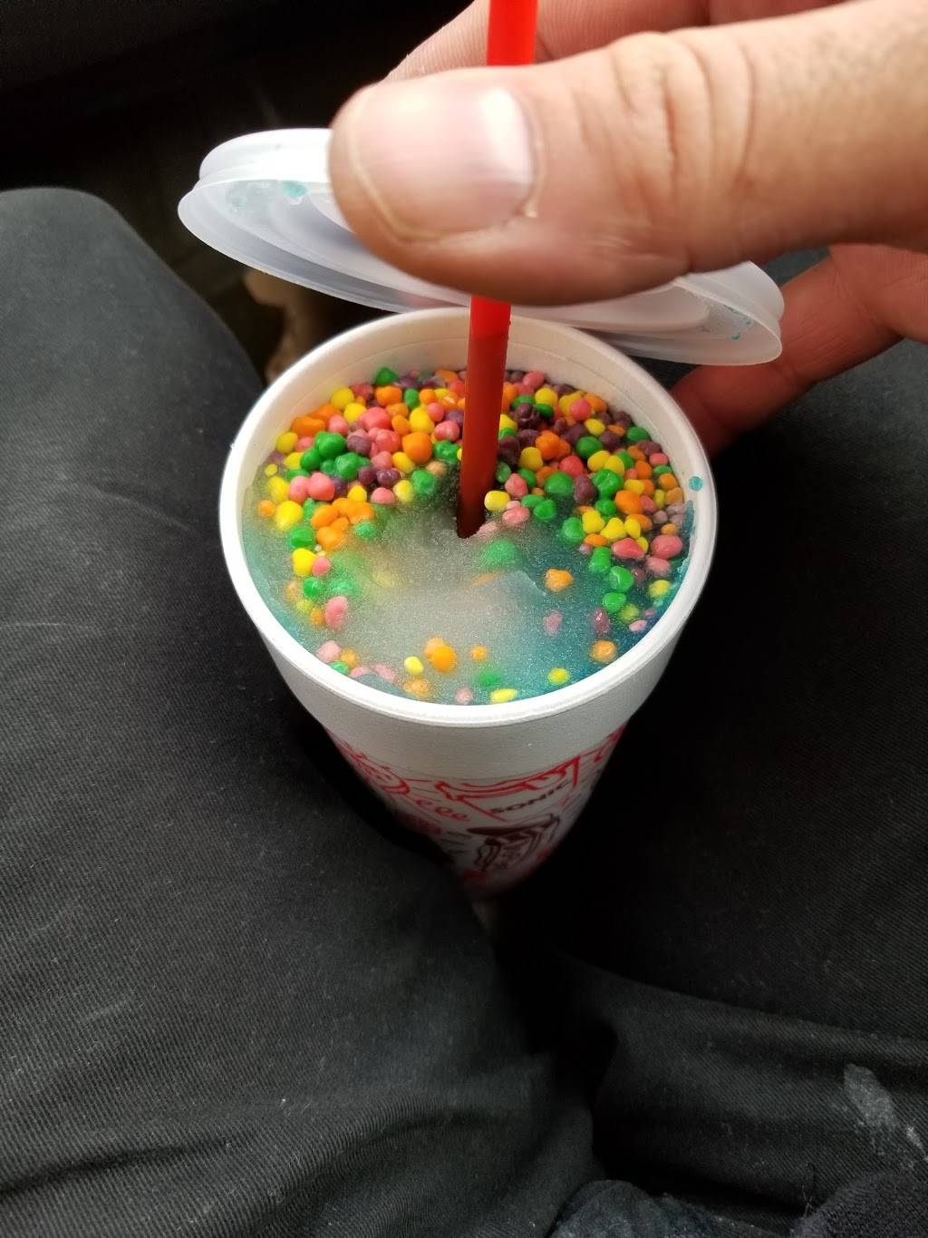 Sonic Drive-In | restaurant | 1380 Deer Park Ave, North Babylon, NY 11703, USA | 6312422700 OR +1 631-242-2700