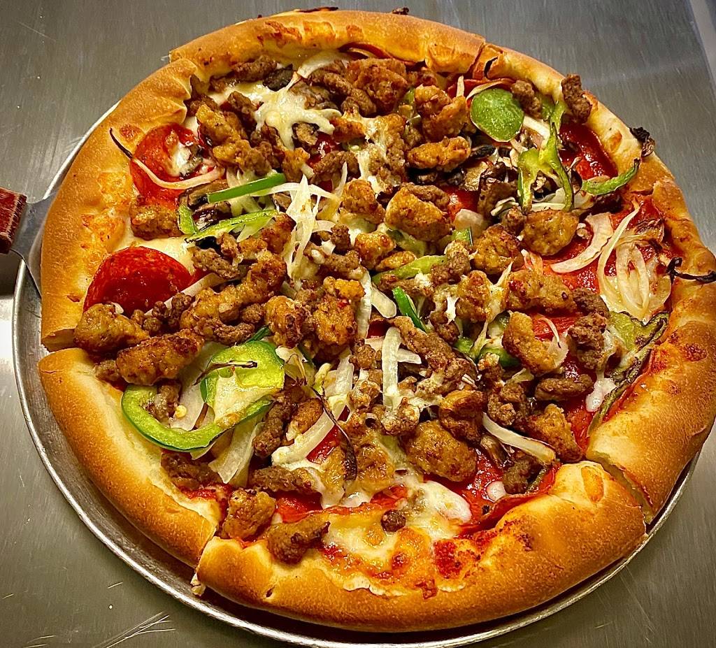 Foodys Diner and Pizza House | meal delivery | 7512 W Hillsborough Ave, Tampa, FL 33615, USA | 8138843495 OR +1 813-884-3495