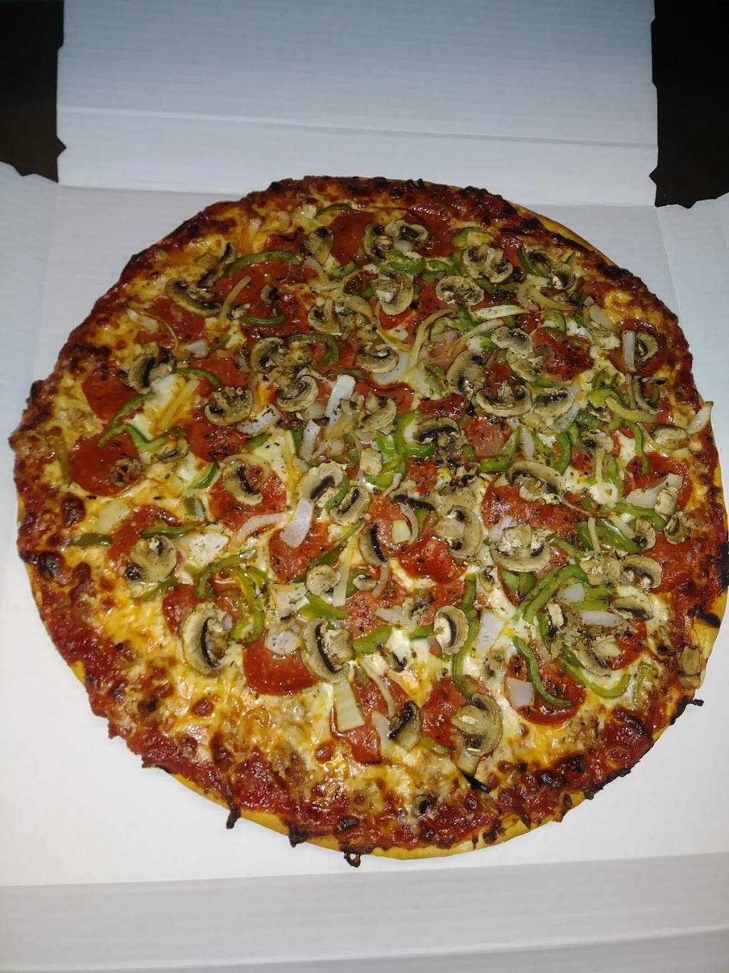 Pizza House | restaurant | 4216 N Johnsburg Rd, Johnsburg, IL 60051, USA | 8157591682 OR +1 815-759-1682