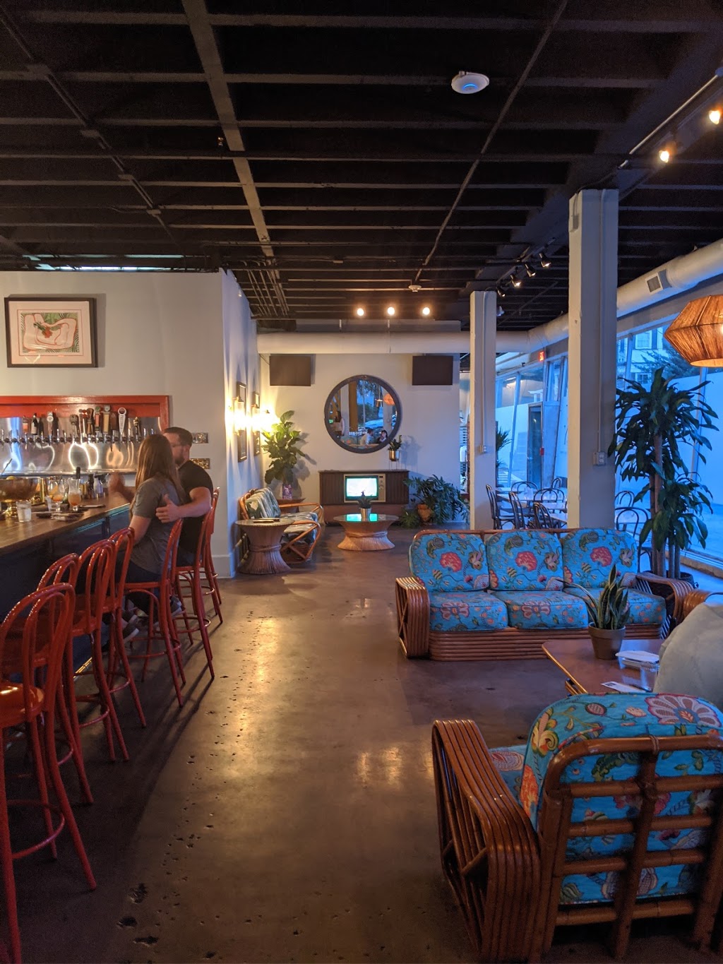 Savoy Society | restaurant | 102 E Liberty #109, Savannah, GA 31401, USA | 9126626665 OR +1 912-662-6665