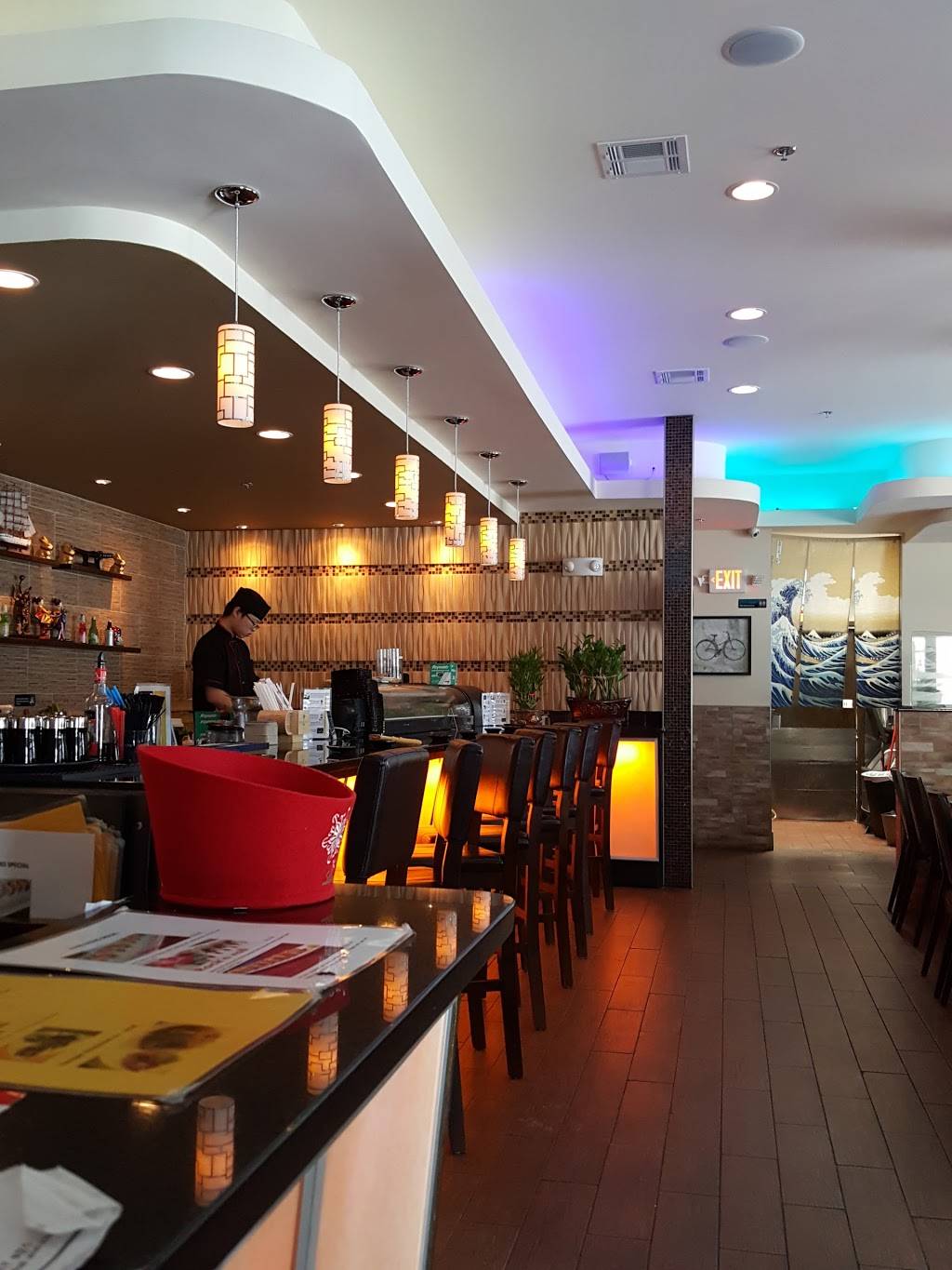 Kume Bistro | restaurant | 12 Weaver St d, Newmarket, NH 03857, USA | 6032925121 OR +1 603-292-5121