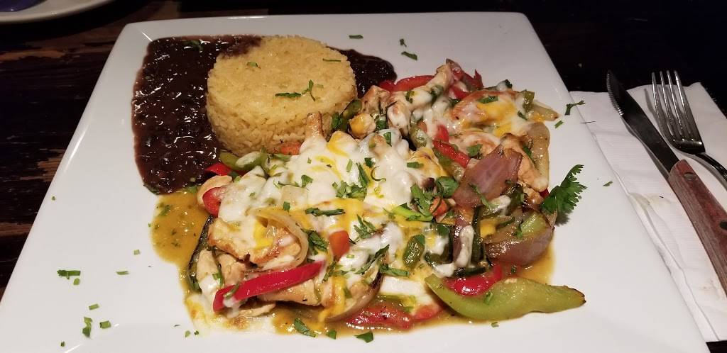 Azteca | restaurant | 47 Park Ave, Rutherford, NJ 07070, USA | 2014382111 OR +1 201-438-2111