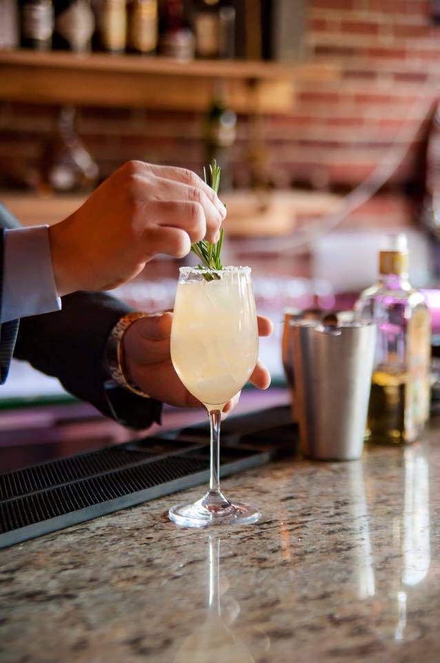 El Barzon | restaurant | 3710 Junction Ave, Detroit, MI 48210, USA | 3138942070 OR +1 313-894-2070