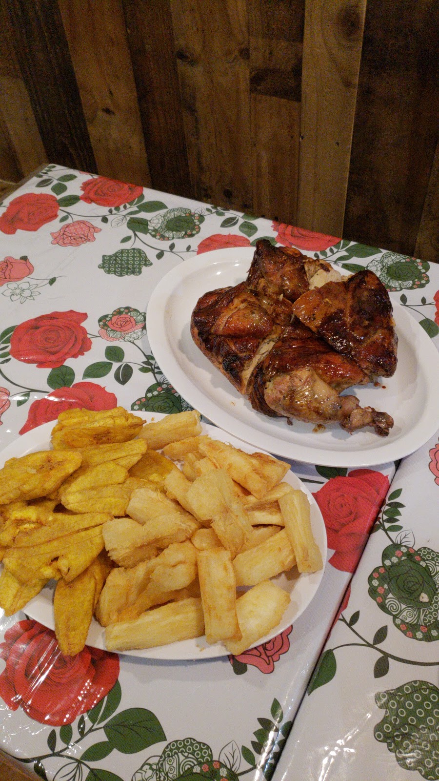 Pollos A La Brasa El Chalan | restaurant | 405 Chelsea St, East Boston, MA 02128, USA | 6175679452 OR +1 617-567-9452