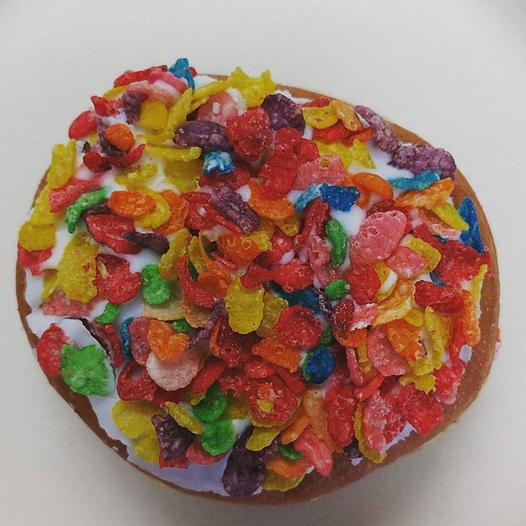 Donut Squad | restaurant | 2264 N Prospect Ave, Milwaukee, WI 53202, USA | 4146280833 OR +1 414-628-0833